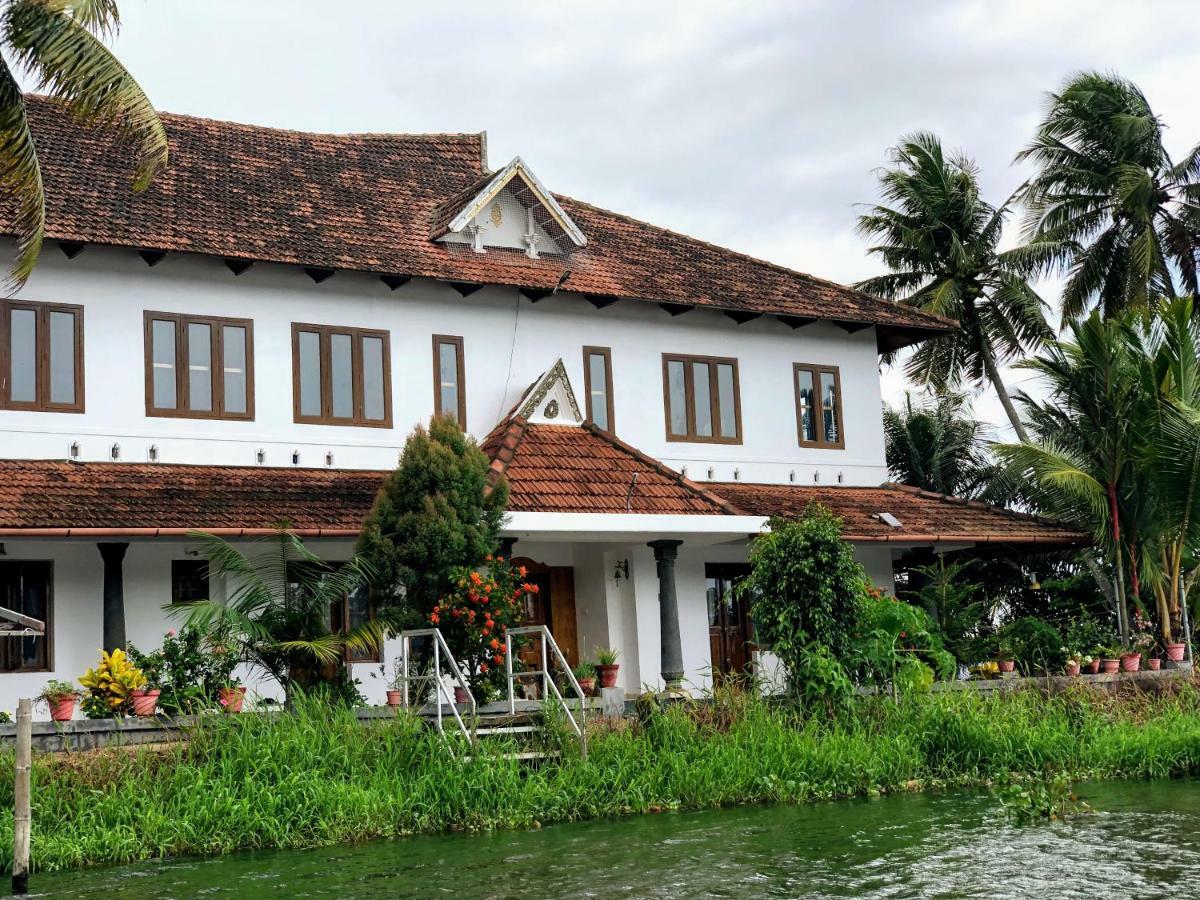 Ayana'S Homestay Alappuzha Exterior photo